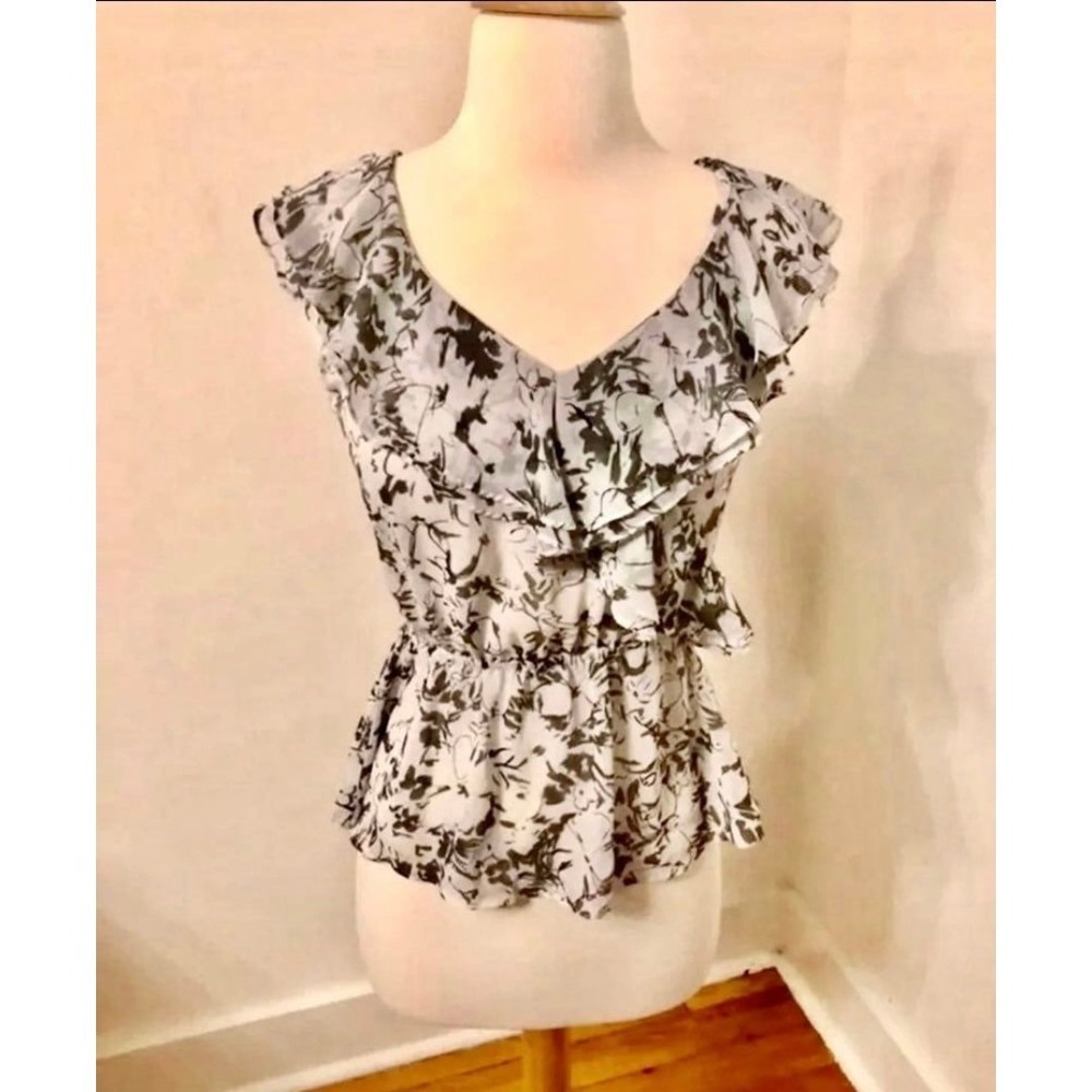 Express Ruffled Floral‎ Blouse